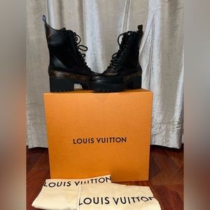 Black Louis Vuitton Laureate Platform Desert Boot, Size 40 (US women’s s…